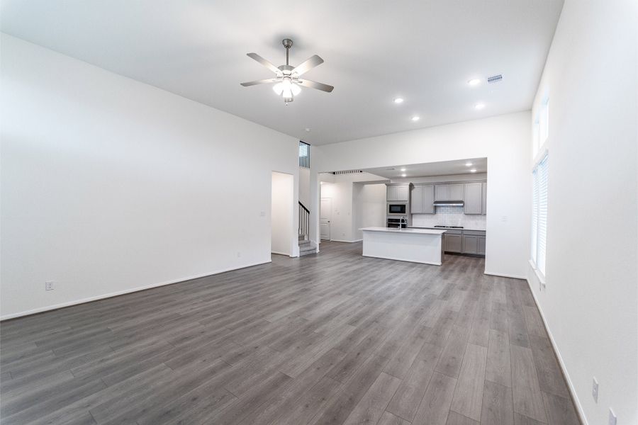 Spacious, unfurnished interior of a new home in Windrose Green, Angleton (Image 15).