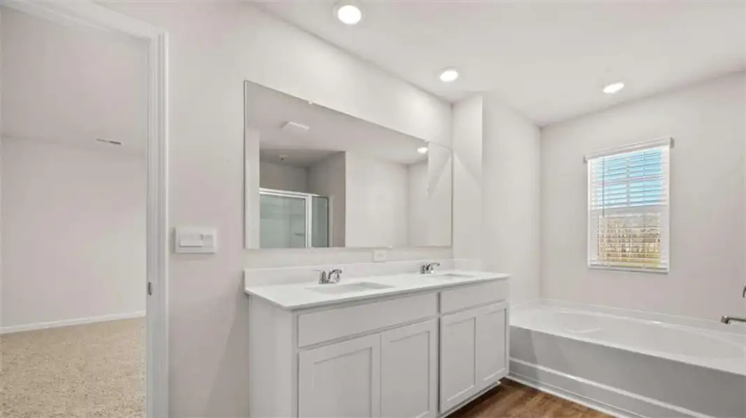 Furnished interior view inside a new home in Poplar Preserve, Newnan (Image 12).