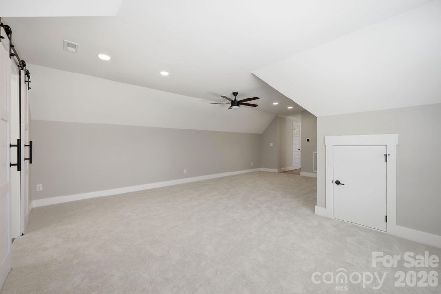 Spacious, unfurnished interior of a new home in , Lewisville (Image 43).