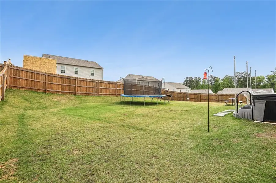 Exterior details and patio area of a home in , Dallas (Image 3).