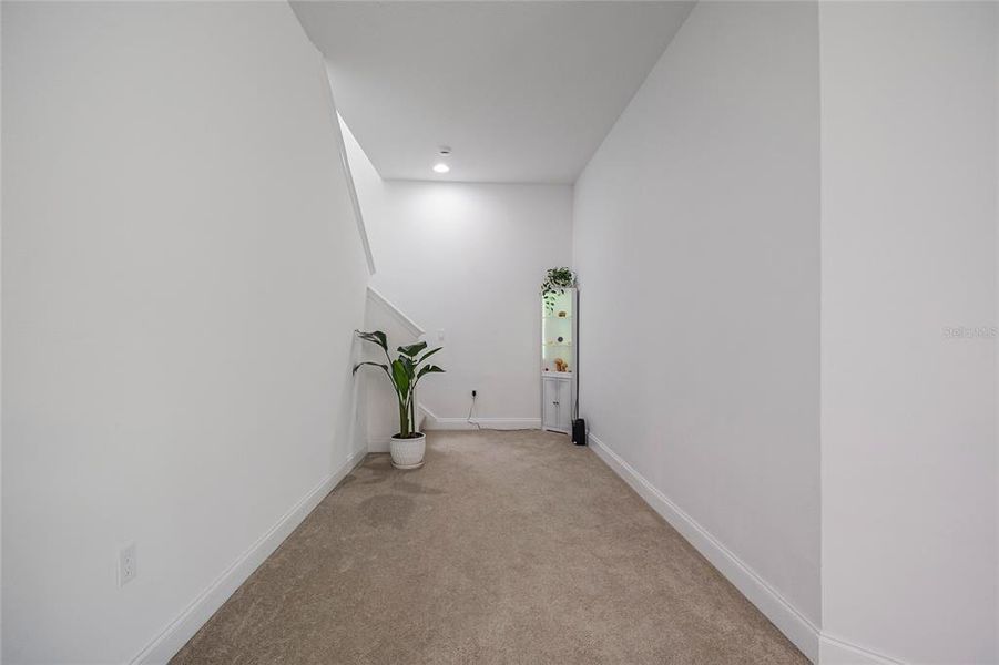 Spacious, unfurnished interior of a new home in Blue Diamond , Orlando (Image 26). Spacious, unfurnished interior of a new home in Blue Diamond , Orlando (Image 26).