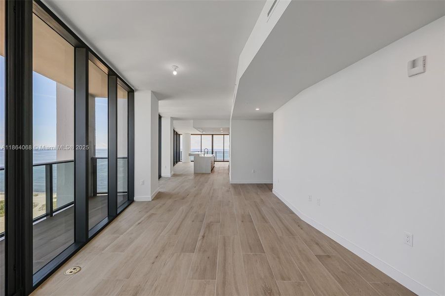 Spacious, unfurnished interior of a new home in , Pompano Beach (Image 18). Spacious, unfurnished interior of a new home in , Pompano Beach (Image 18).