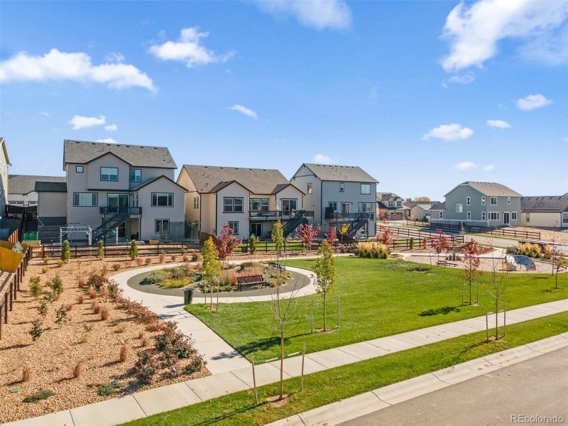 Image 40 of a home in Highlands Preserve.