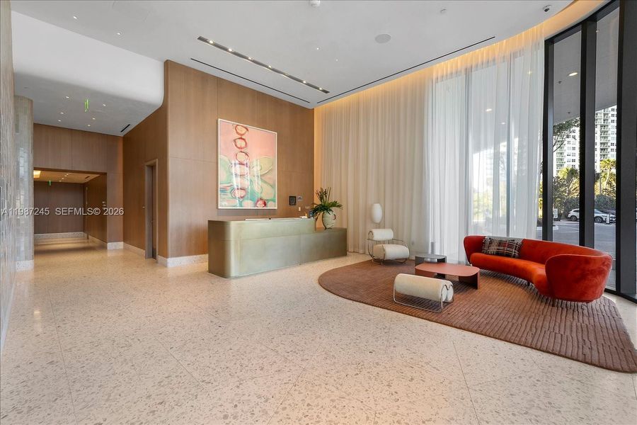 Five Park Packages, Receiving and Mail Delivery Room + West Valet Lobby for convenient exit onto Alton Road Southbound. Five Park Packages, Receiving and Mail Delivery Room + West Valet Lobby for convenient exit onto Alton Road Southbound.