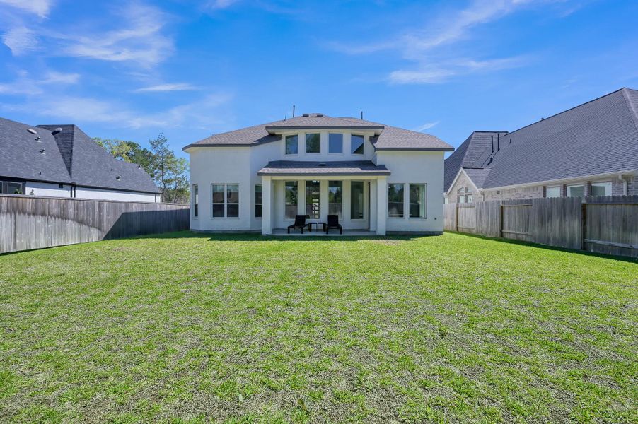 Exterior details and patio area of a home in , Montgomery (Image 27).