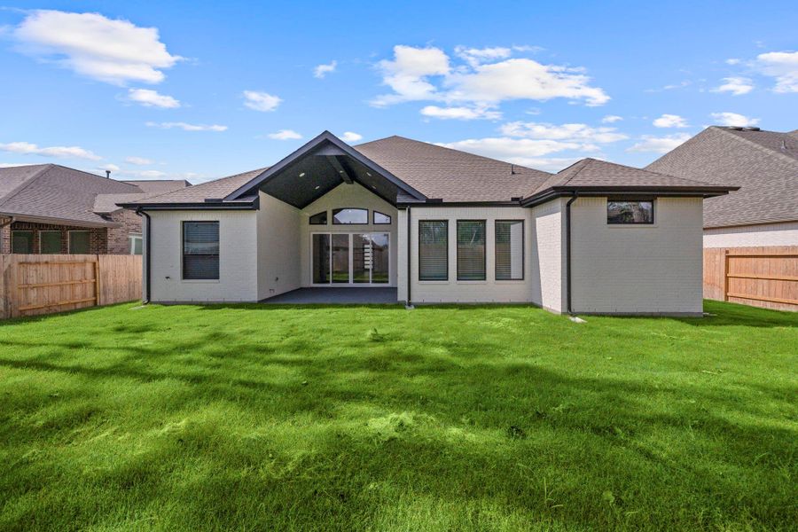 Exterior details and patio area of a home in Evergreen, Conroe (Image 15). Exterior details and patio area of a home in Evergreen, Conroe (Image 15).