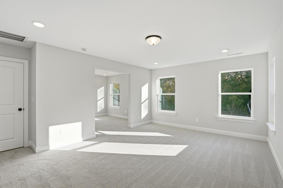 Spacious, unfurnished interior of a new home in Waterford Commons, Rock Hill (Image 45). Spacious, unfurnished interior of a new home in Waterford Commons, Rock Hill (Image 45).