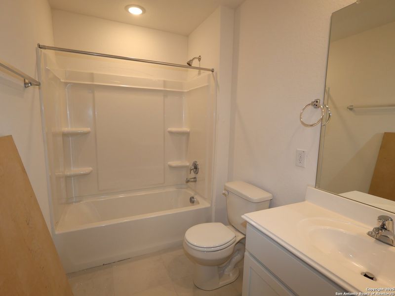 Furnished interior view inside a new home in Agave, San Antonio (Image 9). Furnished interior view inside a new home in Agave, San Antonio (Image 9).