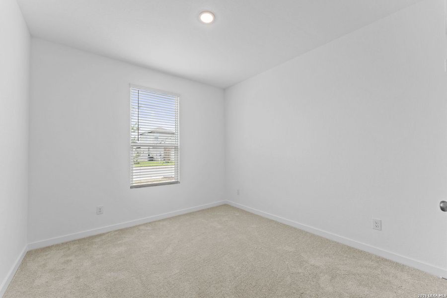 Spacious, unfurnished interior of a new home in Waterwheel, San Antonio (Image 18).