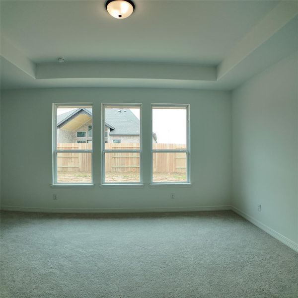 Spacious, unfurnished interior of a new home in Wildrye, Waller (Image 11).