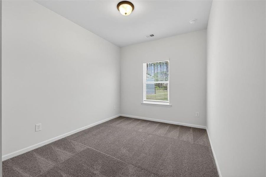 Spacious, unfurnished interior of a new home in Allen Manor, Hoschton (Image 27).