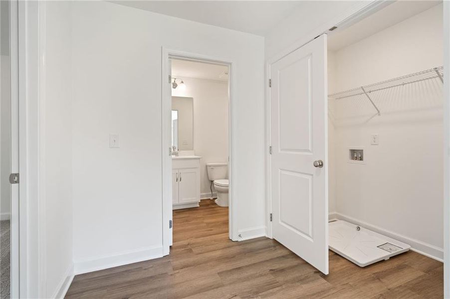 Spacious, unfurnished interior of a new home in Wildwood Place, Powder Springs (Image 16).