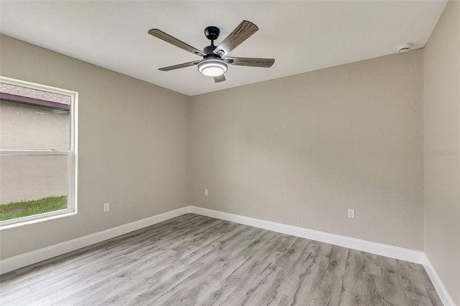 Spacious, unfurnished interior of a new home in , Rotonda West (Image 28).