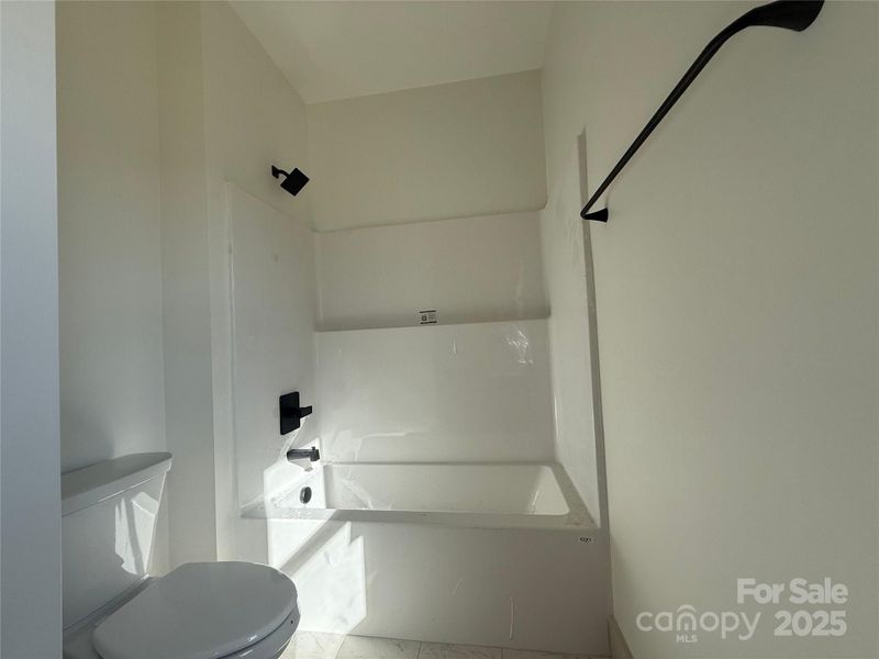 Image 27 of a home in .