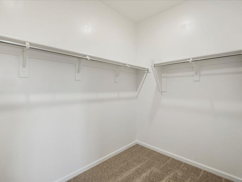 Spacious, unfurnished interior of a new home in Summerstone II, Marana (Image 11). Spacious, unfurnished interior of a new home in Summerstone II, Marana (Image 11).