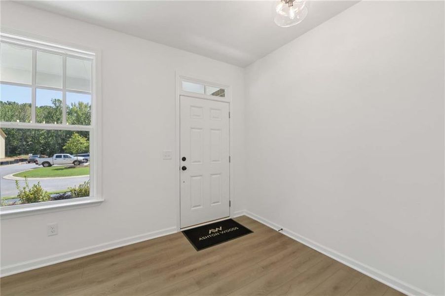 Spacious, unfurnished interior of a new home in Creekside, Dawsonville (Image 47).