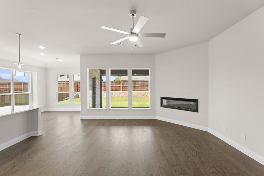 Spacious, unfurnished interior of a new home in Lovers Landing, Forney (Image 17). Spacious, unfurnished interior of a new home in Lovers Landing, Forney (Image 17).