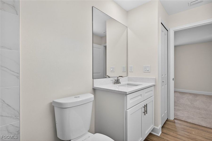 Furnished interior view inside a new home in Cape Coral, Cape Coral (Image 13).