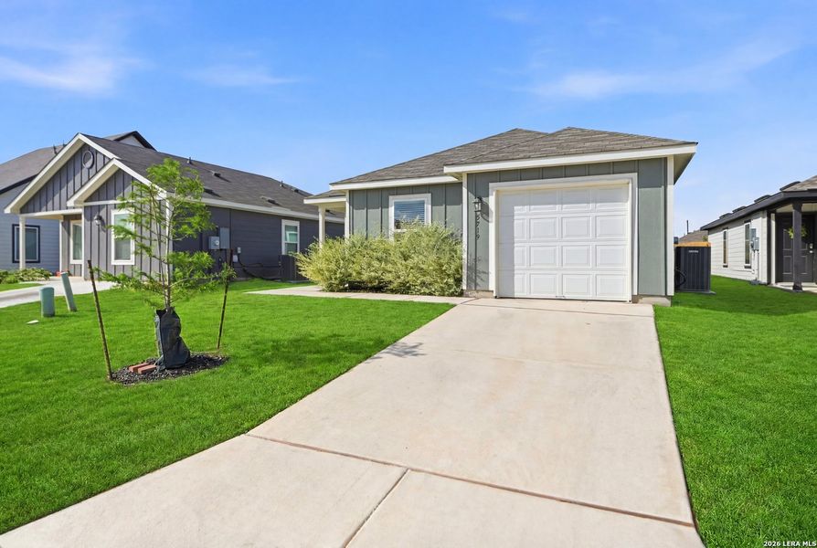 Front exterior of a new home in , San Antonio, TX, highlighting curb appeal (Image 22). Front exterior of a new home in , San Antonio, TX, highlighting curb appeal (Image 22).