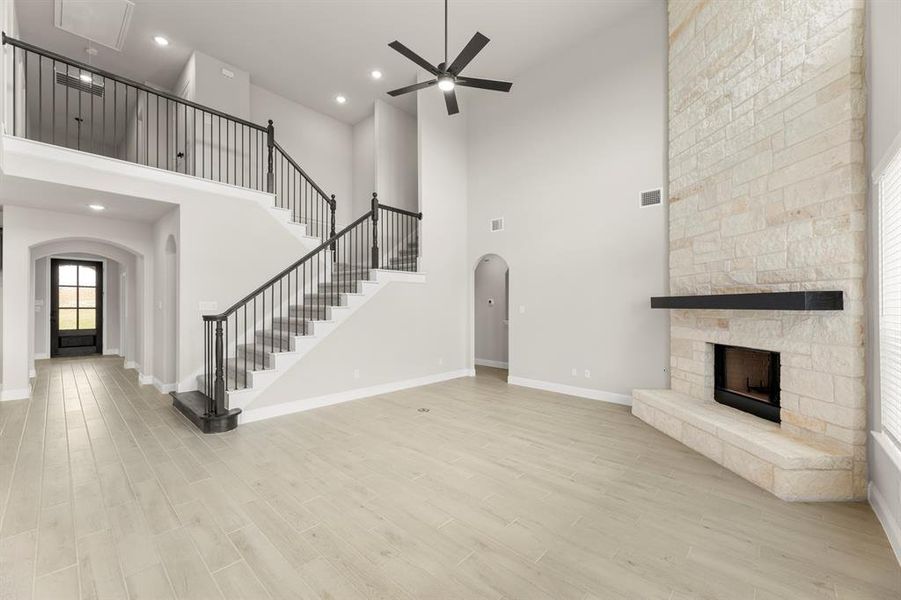 DFW-Lovers Landing-Concept 3218-915 Allegro Avenue-Family room2-Risewell Homes