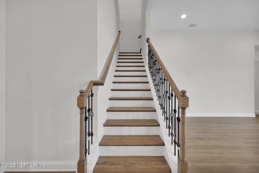 Spacious, unfurnished interior of a new home in Reflections at Nocatee, Ponte Vedra (Image 34).