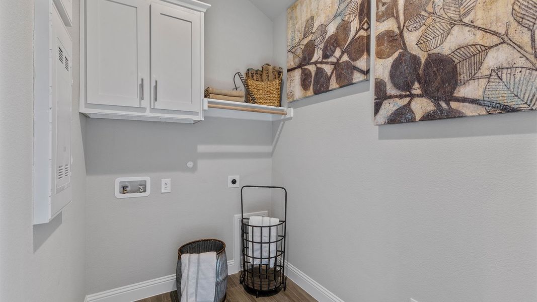 Furnished interior view inside a new home in Rock Creek West, Fort Worth (Image 28).
