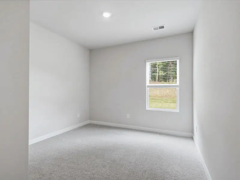 Spacious, unfurnished interior of a new home in Creek Ridge - Signature Collection, Spartanburg (Image 16).