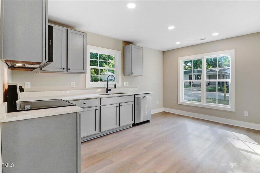 23-1201 Crawford St S-23 23-1201 Crawford St S-23