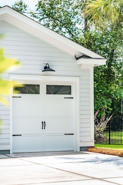 Exterior details and patio area of a home in , Mount Pleasant (Image 33).