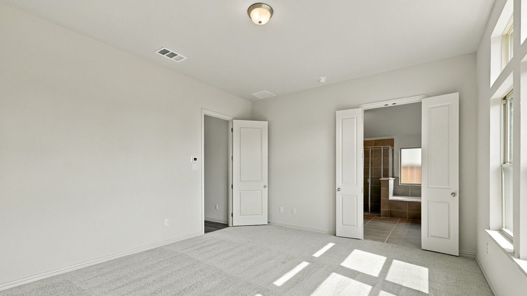 Furnished interior view inside a new home in Wildflower Ranch, Fort Worth (Image 28). Furnished interior view inside a new home in Wildflower Ranch, Fort Worth (Image 28).