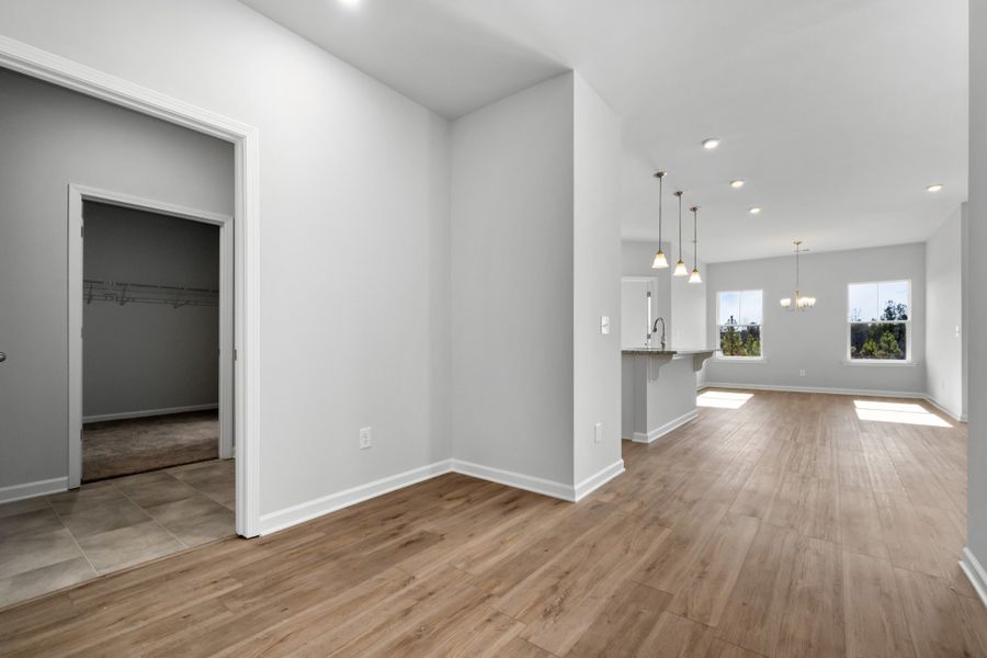 Spacious, unfurnished interior of a new home in Jackson Hills, Clarksville (Image 14).