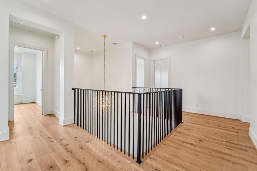 Spacious, unfurnished interior of a new home in , Houston (Image 22).