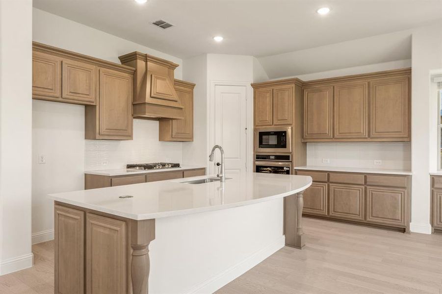 Furnished interior view inside a new home in Somerset Classic 70s & 80s, Mansfield (Image 11).