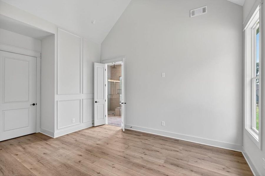 Spacious, unfurnished interior of a new home in , Dallas (Image 14). Spacious, unfurnished interior of a new home in , Dallas (Image 14).
