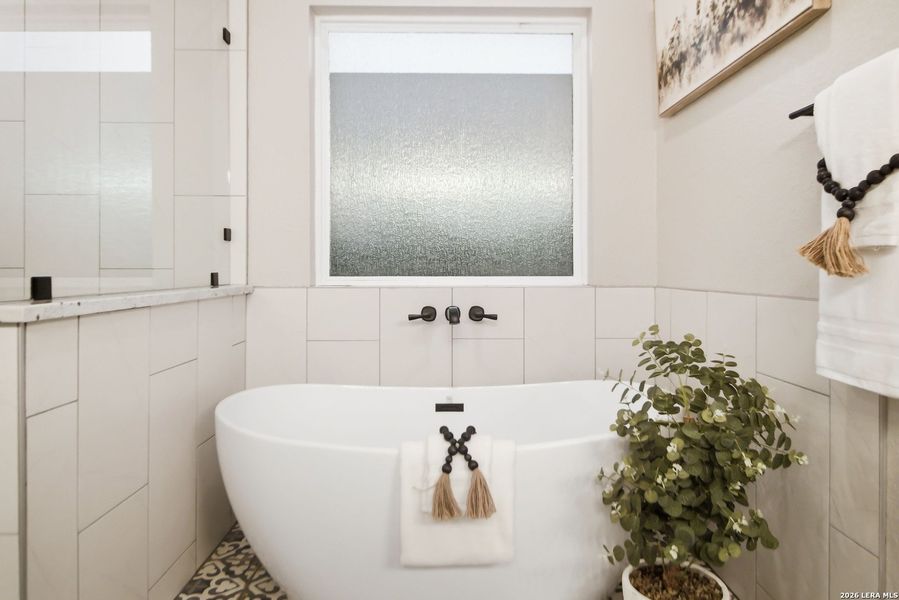 Image 37 of a home in .