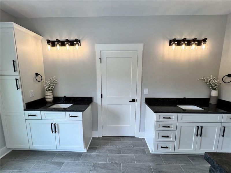 Furnished interior view inside a new home in , Conyers (Image 4).