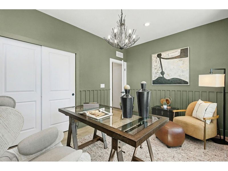 Furnished interior view inside a new home in Farmstead, Berthoud (Image 21).