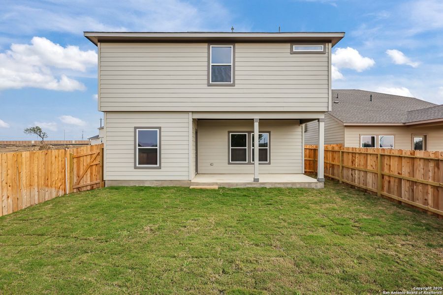 Exterior details and patio area of a home in Garden Grove, Schertz (Image 3).