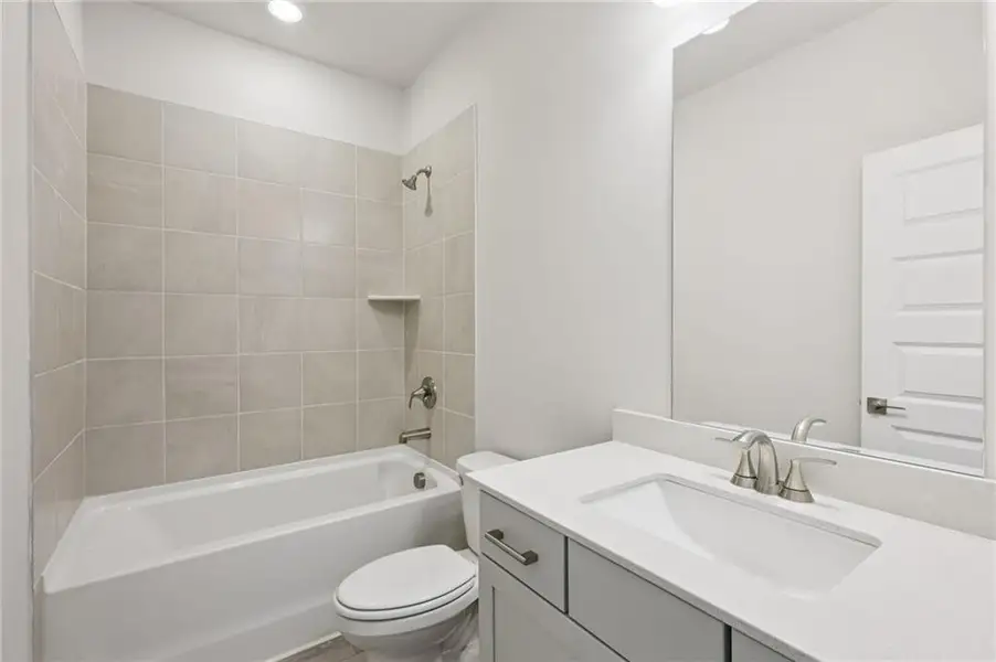 Furnished interior view inside a new home in , Lawrenceville (Image 17).