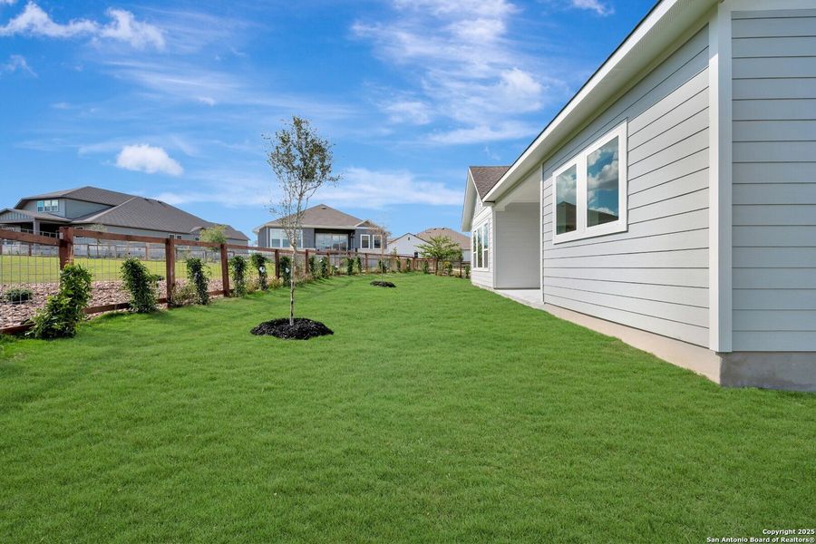 Exterior details and patio area of a home in The Crossvine 55’, Schertz (Image 3).