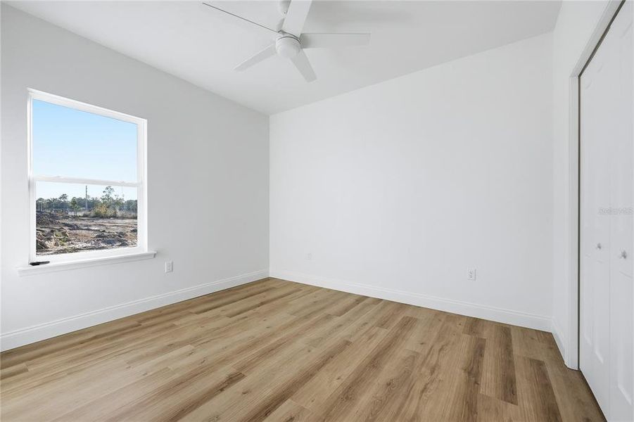 Spacious, unfurnished interior of a new home in , Gainesville (Image 11).