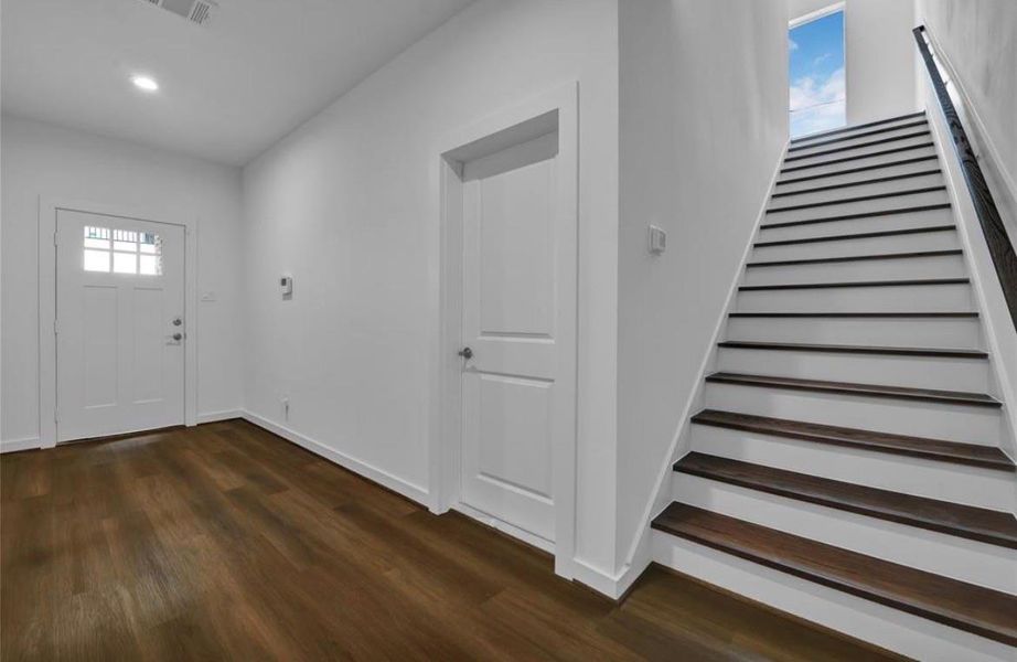 Spacious, unfurnished interior of a new home in , Houston (Image 20). Spacious, unfurnished interior of a new home in , Houston (Image 20).