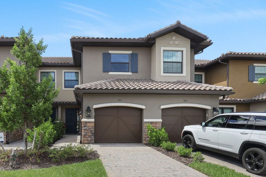 Image 16 of a home in Esplanade by the Islands Coach Homes.