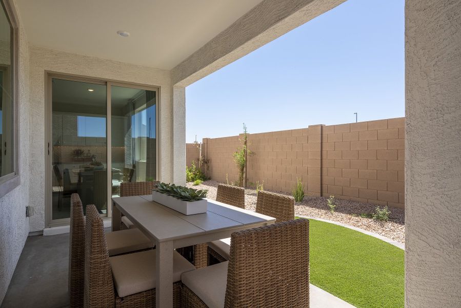 Representative exterior details of a home built from the 1 by Risewell Homes in Bella Storia, Gilbert (Image 3). Representative exterior details of a home built from the 1 by Risewell Homes in Bella Storia, Gilbert (Image 3).