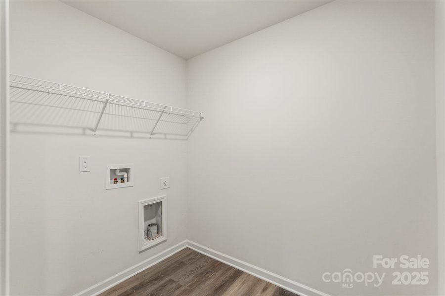 Spacious, unfurnished interior of a new home in , Salisbury (Image 22).