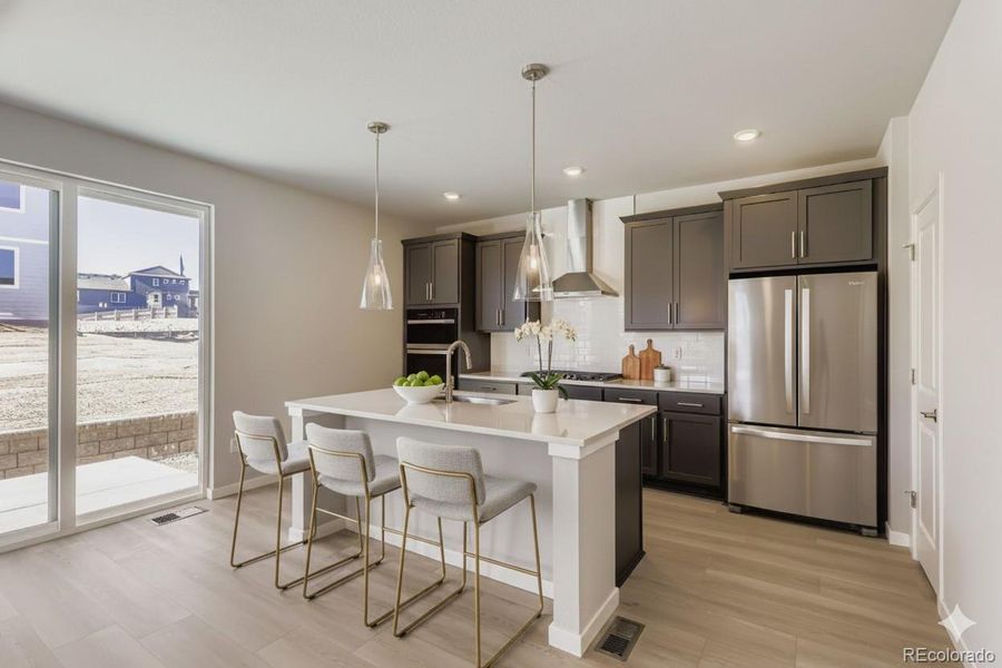 LUXURY KITCHEN - STAGED