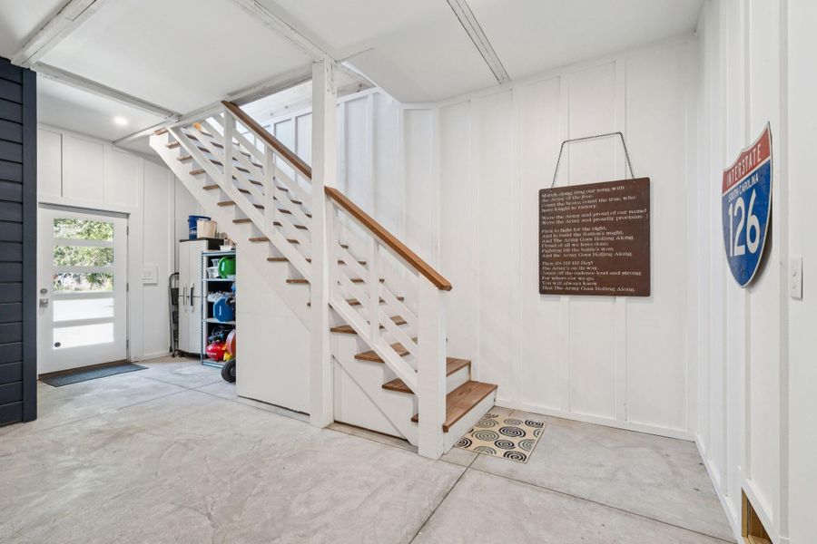 Image 91 of a home in .