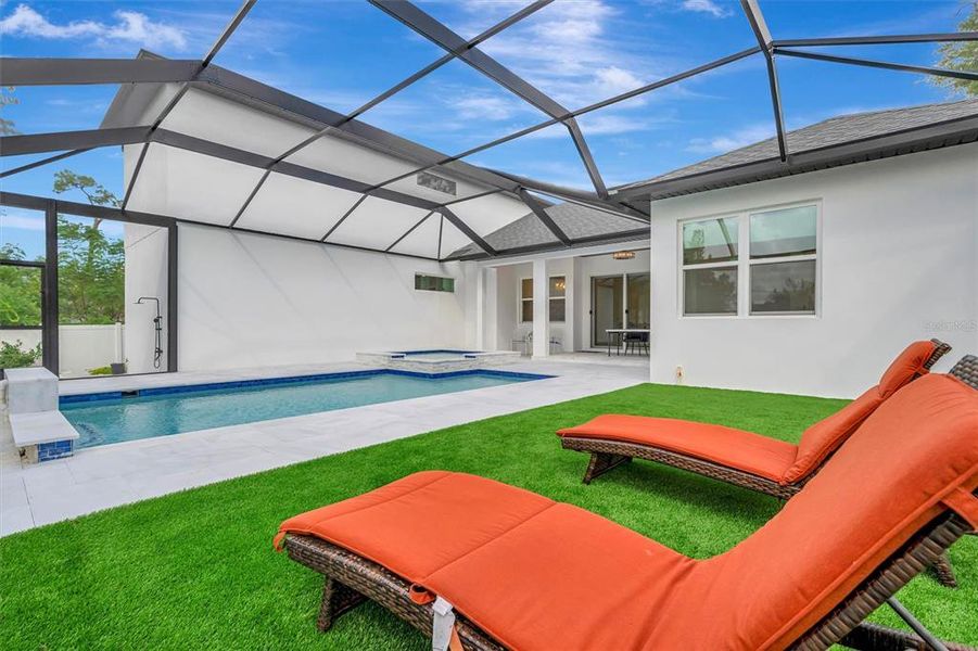 Exterior details and patio area of a home in , Sarasota (Image 27).