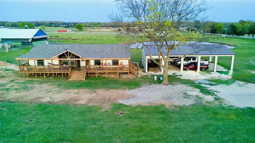 Exterior details and patio area of a home in , Wills Point (Image 13).