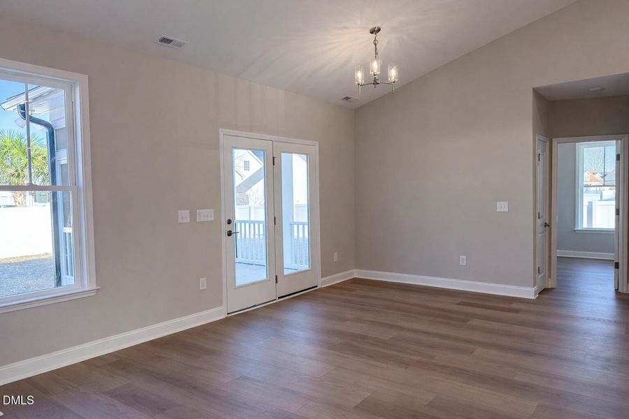 Eat-in area Eat-in area